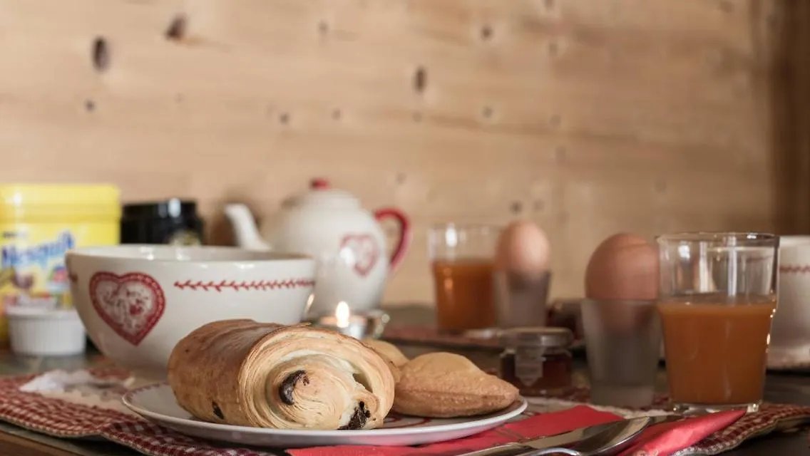 Chalet Ride And Breakfast Villa Montriond