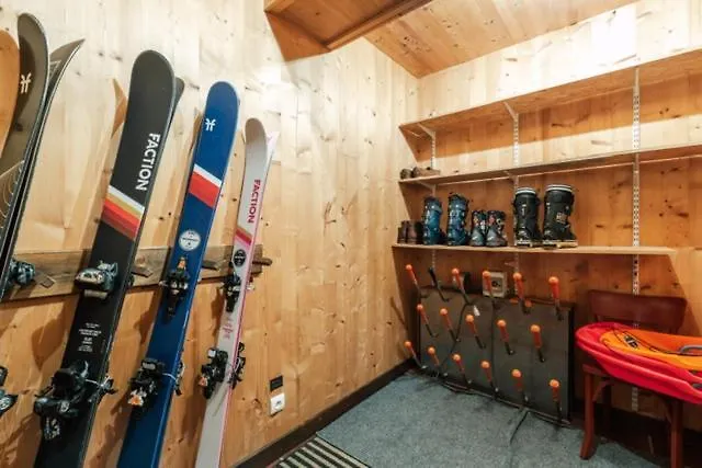 Chalet Ride And Breakfast Villa Montriond