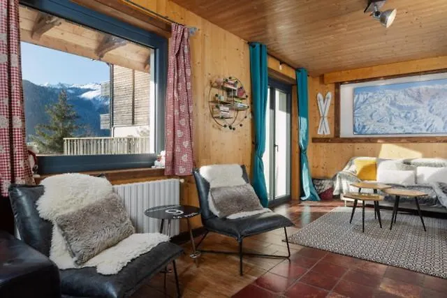 Ride And Breakfast Villa Montriond 0*,  France